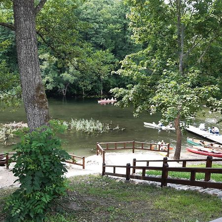 Domek Nad Krutynia ピエツキ エクステリア 写真